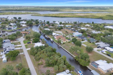 Land in Punta Gorda, Florida № 1985632 - photo 12