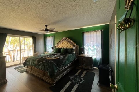 Townhouse in Davenport, Florida 4 bedrooms, 172.43 sq.m. № 2094756 - photo 14