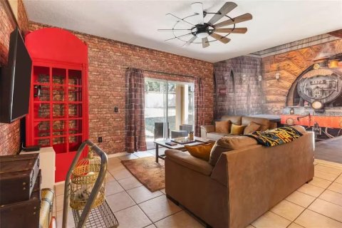 Townhouse in Davenport, Florida 4 bedrooms, 172.43 sq.m. № 2094756 - photo 2