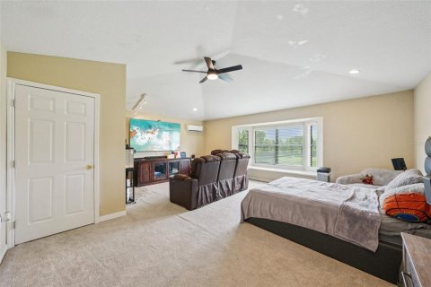 House in Brandon, Florida 7 bedrooms, 424.66 sq.m. № 1875781 - photo 28