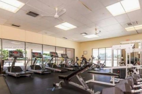 Купить кондоминиум в Авентура, Флорида 1 спальня, 96.43м2, № 2002793 - фото 18