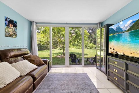 Copropriété à vendre à Davie, Floride: 4 chambres, 116.13 m2 № 2288295 - photo 21