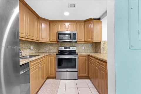 Copropriété à vendre à Davie, Floride: 4 chambres, 116.13 m2 № 2288295 - photo 12