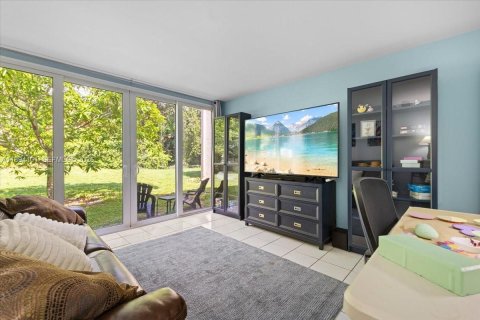 Copropriété à vendre à Davie, Floride: 4 chambres, 116.13 m2 № 2288295 - photo 22