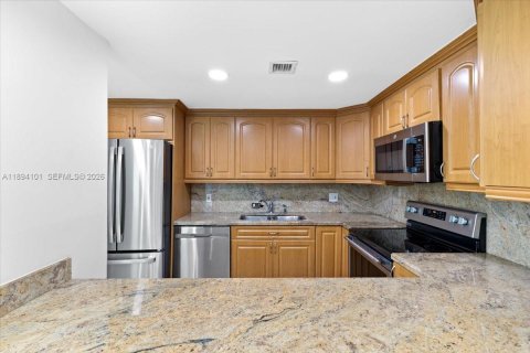 Copropriété à vendre à Davie, Floride: 4 chambres, 116.13 m2 № 2288295 - photo 16