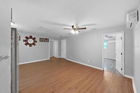 Propiedad comercial en venta en Tampa, Florida, 6 dormitorios, 160.35 m2 № 2220829 - foto 16