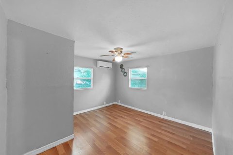 Propiedad comercial en venta en Tampa, Florida, 6 dormitorios, 160.35 m2 № 2220829 - foto 21
