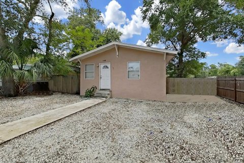 Propiedad comercial en venta en Tampa, Florida, 6 dormitorios, 160.35 m2 № 2220829 - foto 2