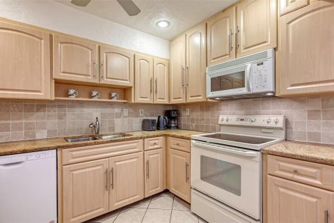 Condominio en alquiler en Sarasota, Florida, 3 dormitorios, 122.63 m2 № 1577254 - foto 19