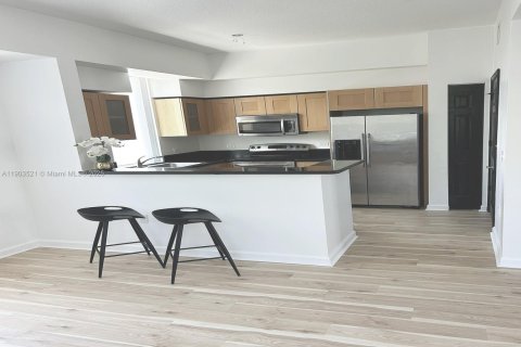 Townhouse in Hollywood, Florida 4 bedrooms, 197.6 sq.m. № 1954296 - photo 7