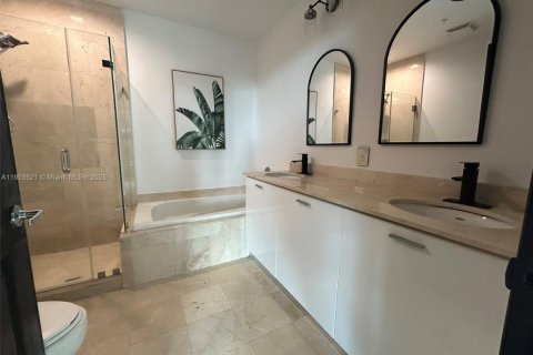 Townhouse in Hollywood, Florida 4 bedrooms, 197.6 sq.m. № 1954296 - photo 11