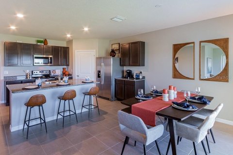 House in Gainesville, Florida 4 bedrooms, 164.81 sq.m. № 1598364 - photo 6
