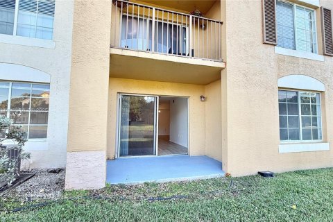 Copropriété à louer à West Palm Beach, Floride: 2 chambres, 98.48 m2 № 1970750 - photo 11