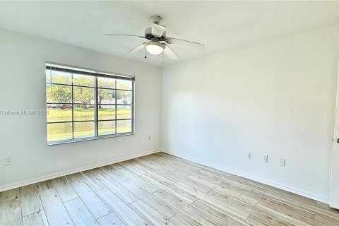 Copropriété à louer à West Palm Beach, Floride: 2 chambres, 98.48 m2 № 1970750 - photo 28