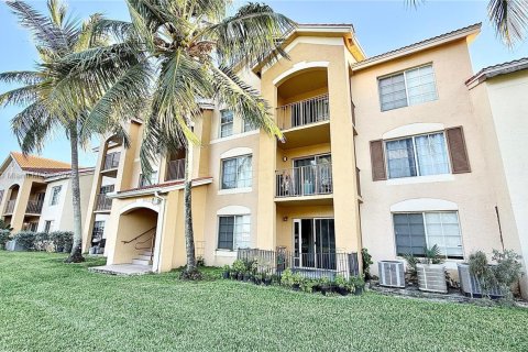 Copropriété à louer à West Palm Beach, Floride: 2 chambres, 98.48 m2 № 1970750 - photo 1