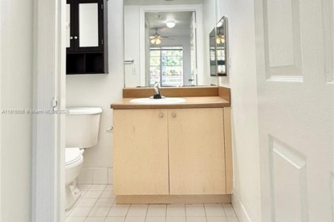 Copropriété à louer à West Palm Beach, Floride: 2 chambres, 98.48 m2 № 1970750 - photo 25