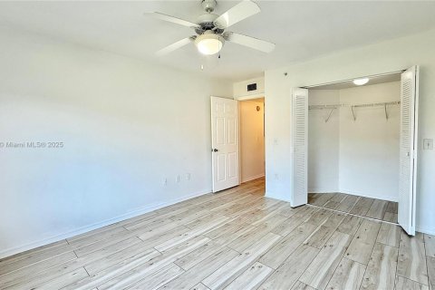 Copropriété à louer à West Palm Beach, Floride: 2 chambres, 98.48 m2 № 1970750 - photo 29