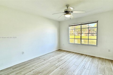 Copropriété à louer à West Palm Beach, Floride: 2 chambres, 98.48 m2 № 1970750 - photo 27