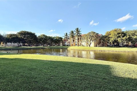 Copropriété à louer à West Palm Beach, Floride: 2 chambres, 98.48 m2 № 1970750 - photo 8