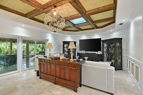 House in Palm City, Florida 3 bedrooms, 336.86 sq.m. № 2173897 - photo 15