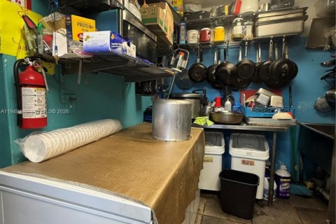 Commercial property in Coral Gables, Florida № 1997693 - photo 13