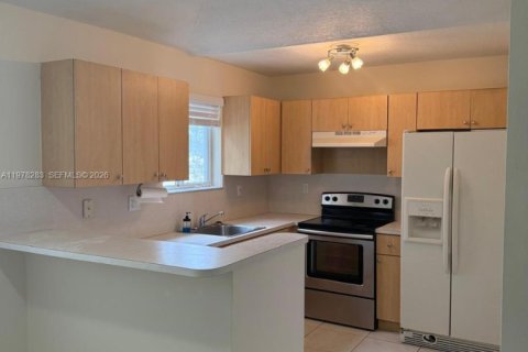 Condo in Homestead, Florida, 3 bedrooms  № 2041900 - photo 2