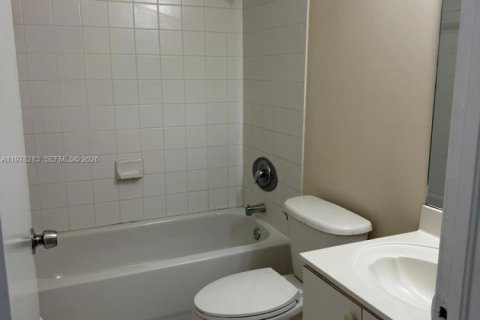 Condo in Homestead, Florida, 3 bedrooms  № 2041900 - photo 7