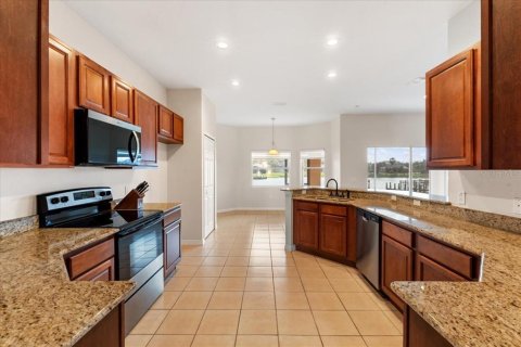 House in Kissimmee, Florida 4 bedrooms, 227.8 sq.m. № 2166349 - photo 16