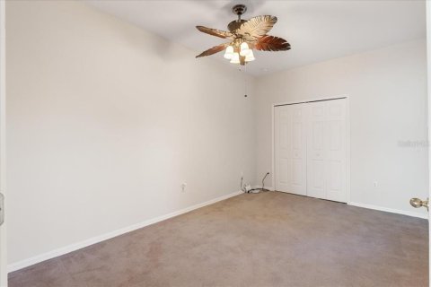 House in Kissimmee, Florida 4 bedrooms, 227.8 sq.m. № 2166349 - photo 28
