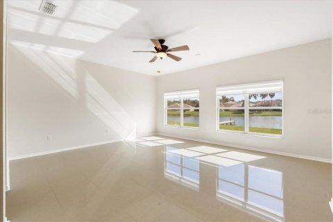 House in Kissimmee, Florida 4 bedrooms, 227.8 sq.m. № 2166349 - photo 20