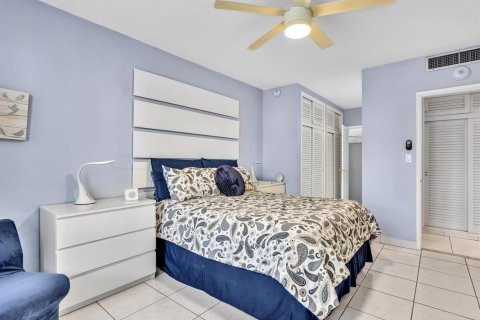 Condominio en venta en Fort Lauderdale, Florida, 2 dormitorios, 104.05 m2 № 2431354 - foto 27