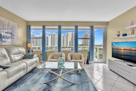 Condominio en venta en Fort Lauderdale, Florida, 2 dormitorios, 104.05 m2 № 2431354 - foto 4