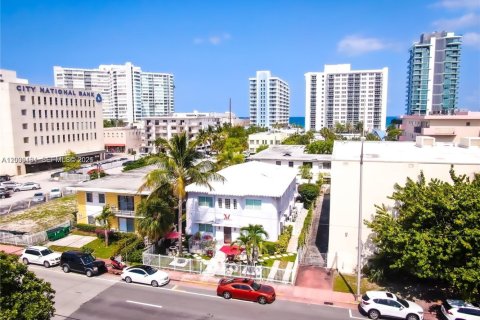 Hotel in Miami Beach, Florida № 2067608 - photo 8