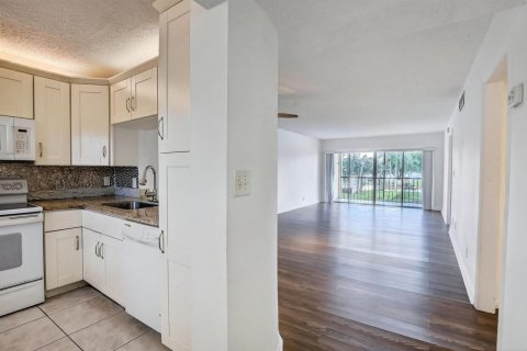 Condominio en venta en Sunrise, Florida, 2 dormitorios, 104.98 m2 № 2179637 - foto 4
