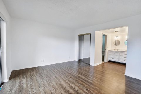 Condominio en venta en Sunrise, Florida, 2 dormitorios, 104.98 m2 № 2179637 - foto 13