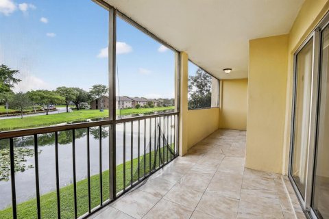 Condominio en venta en Sunrise, Florida, 2 dormitorios, 104.98 m2 № 2179637 - foto 25