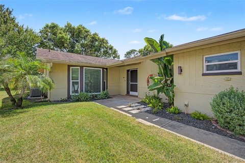 Casa en Hudson, Florida 2 dormitorios, 125.05 m2 № 2298081