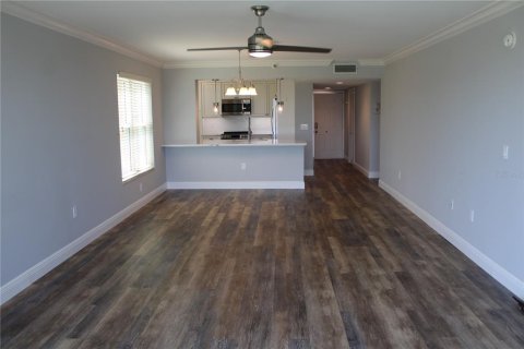 Condominio en alquiler en Bradenton, Florida, 2 dormitorios, 129.69 m2 № 1803097 - foto 14