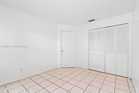 Touwnhouse à louer à Miramar, Floride: 3 chambres, 113.34 m2 № 2063436 - photo 21