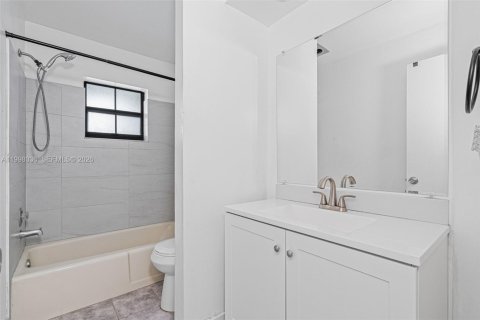 Touwnhouse à louer à Miramar, Floride: 3 chambres, 113.34 m2 № 2063436 - photo 22