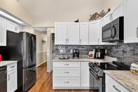 Villa ou maison à vendre à Sarasota, Floride: 2 chambres, 158.68 m2 № 2298142 - photo 10