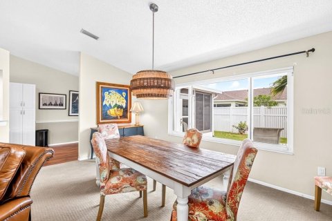 Villa ou maison à vendre à Sarasota, Floride: 2 chambres, 158.68 m2 № 2298142 - photo 8