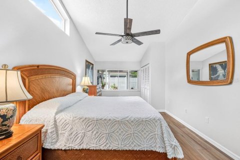 Villa ou maison à vendre à Sarasota, Floride: 2 chambres, 158.68 m2 № 2298142 - photo 28