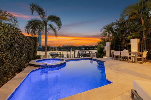 Villa ou maison à vendre à Tampa, Floride: 3 chambres, 282.24 m2 № 2142132 - photo 28