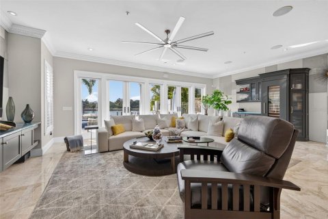 Villa ou maison à vendre à Tampa, Floride: 3 chambres, 282.24 m2 № 2142132 - photo 21