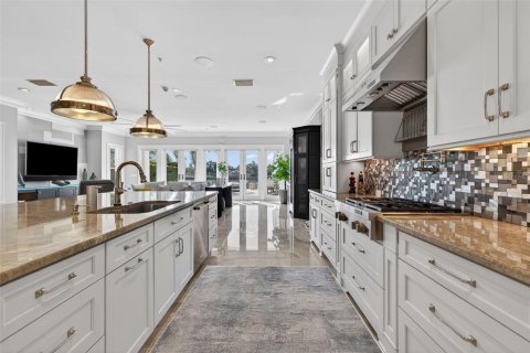 Villa ou maison à vendre à Tampa, Floride: 3 chambres, 282.24 m2 № 2142132 - photo 20