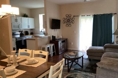 Commercial property in Davenport, Florida 4 bedrooms, 138.61 sq.m. № 2149090 - photo 7