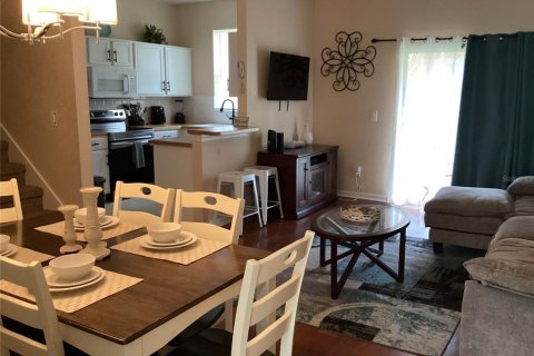 Commercial property in Davenport, Florida 4 bedrooms, 138.61 sq.m. № 2149090 - photo 8