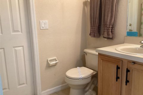 Commercial property in Davenport, Florida 4 bedrooms, 138.61 sq.m. № 2149090 - photo 5