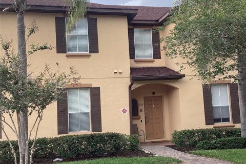 Commercial property in Davenport, Florida 4 bedrooms, 138.61 sq.m. № 2149090 - photo 2